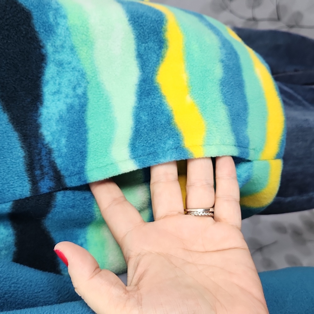 Lands' End Heritage Fleece Pullover - Picture 5 of 9